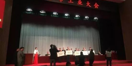 07c2ef4121e5c24e4fe002c7cfcc6d9a